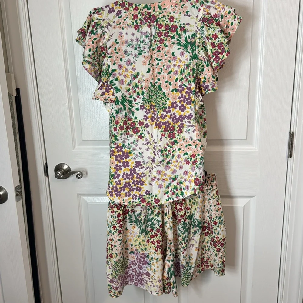 Maurices floral flutter sleeve blouse with matching flouncy short - Picture 4 of 4